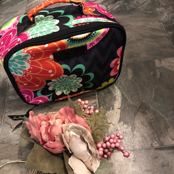 ❤️ 7 pieces Bundles❤️Vera Bradley Small purses, make up bag,wallet and belt - Picture 7 of 12